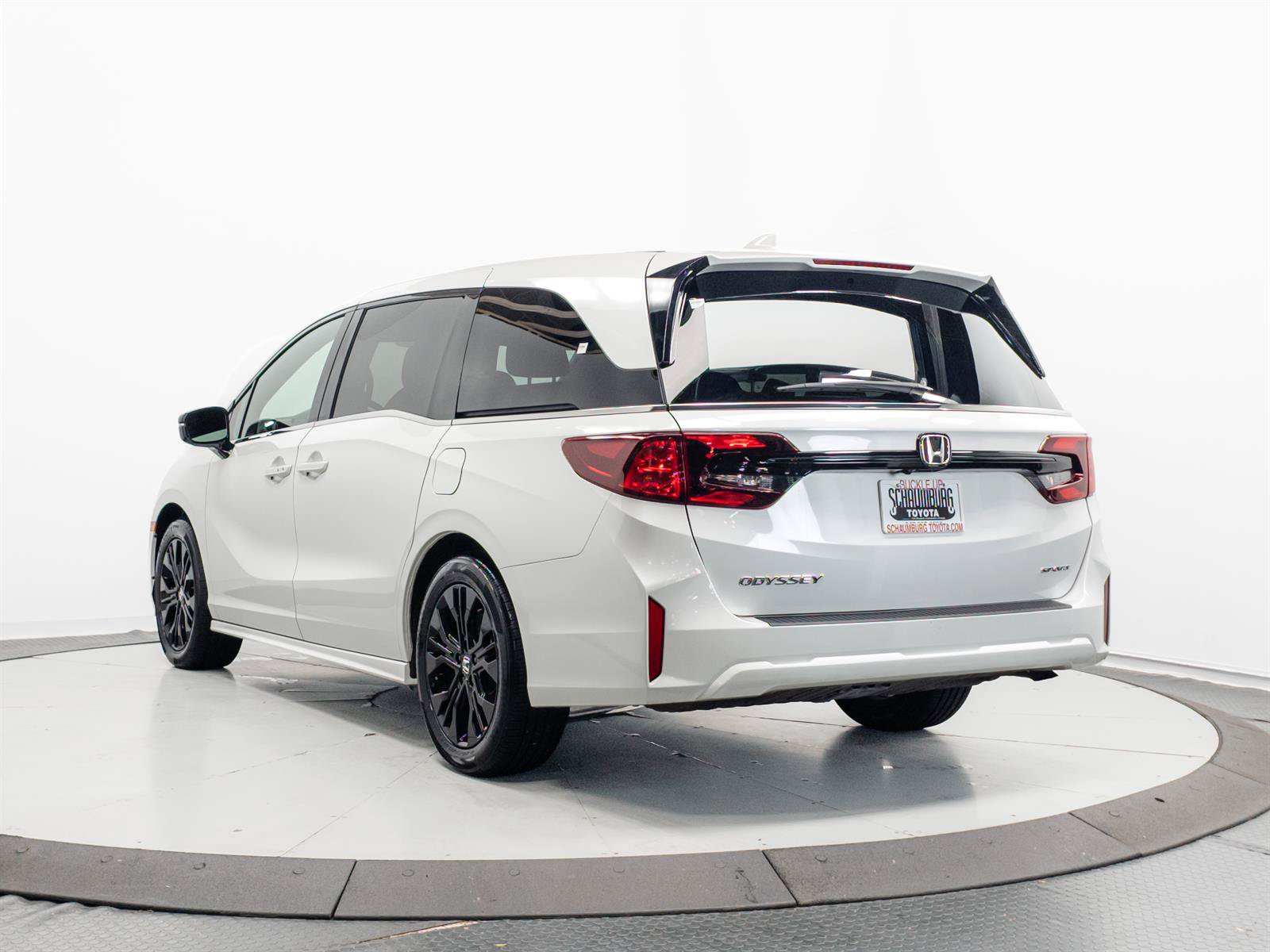 Used 2025 Honda Odyssey Sport-L image 10