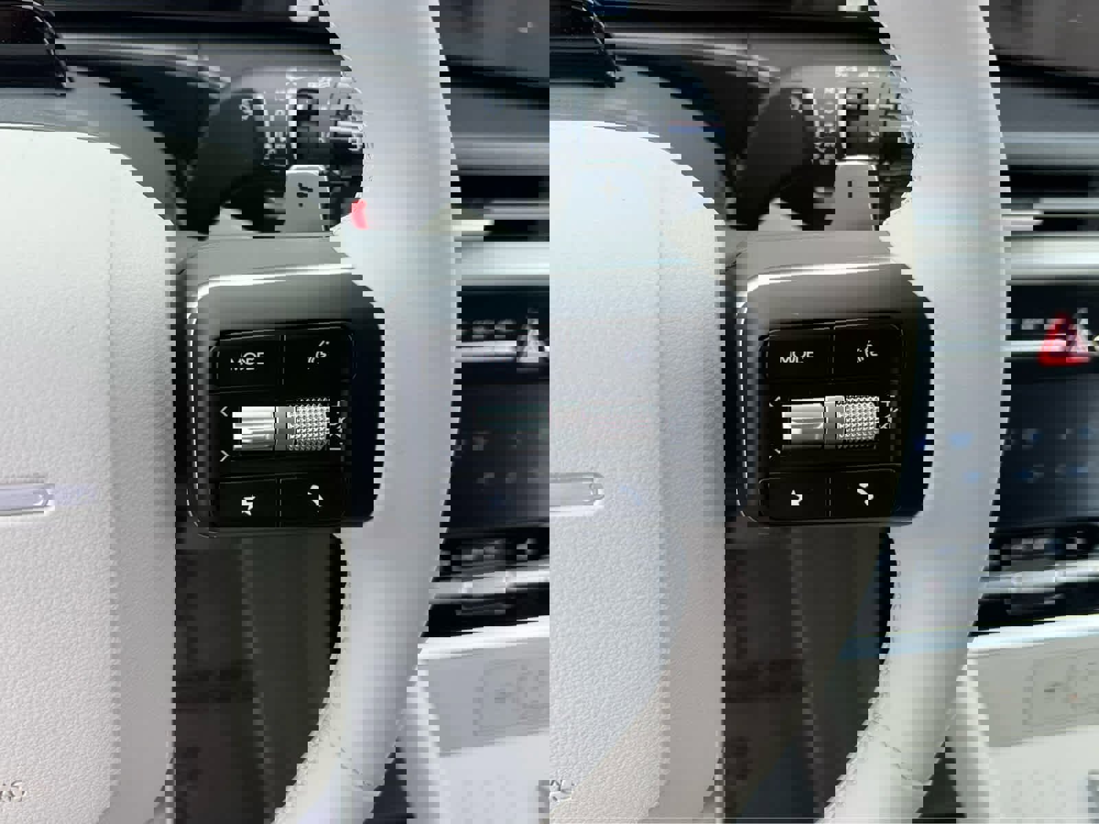 New 2026 Hyundai Santa Fe SEL image 33