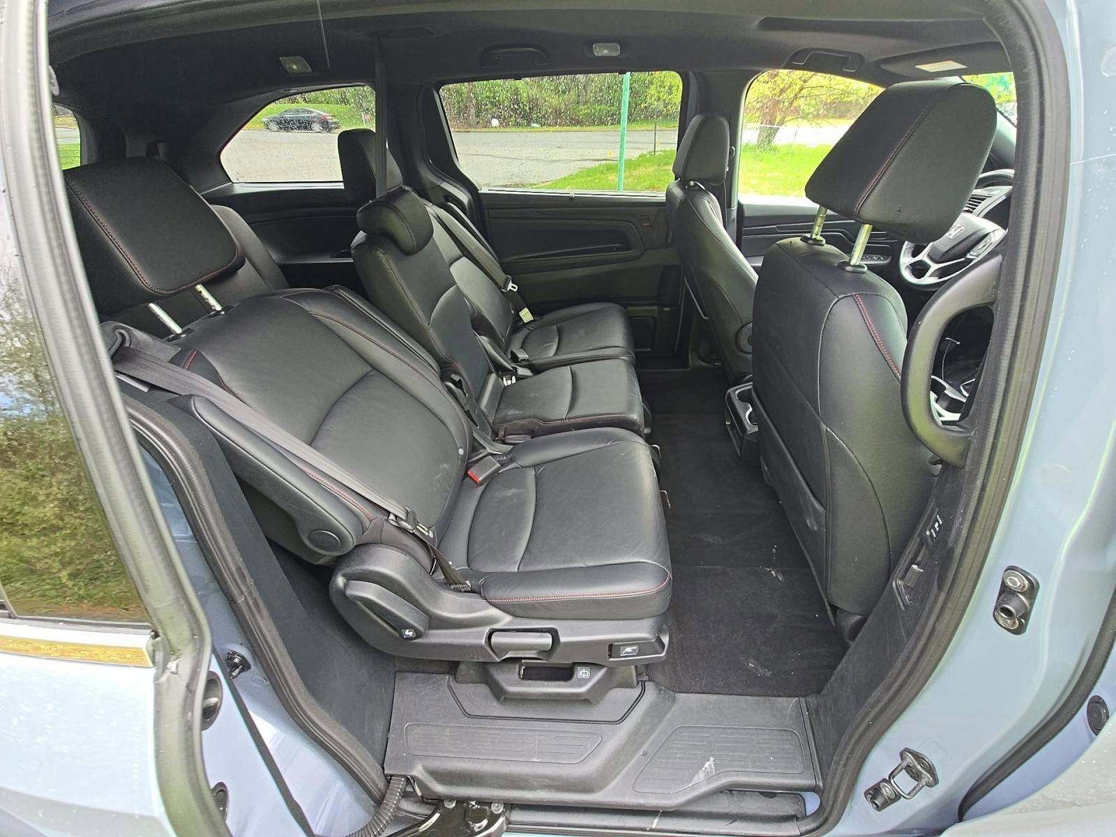 Used 2023 Honda Odyssey Sport image 13