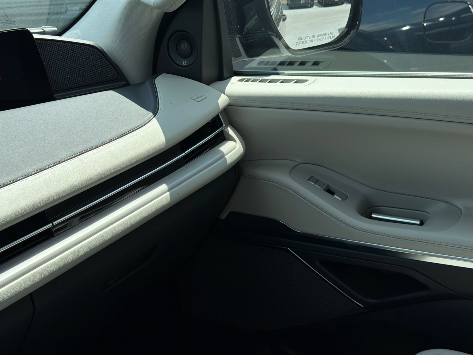 New 2026 Lincoln Navigator Reserve AWD/4WD image 35