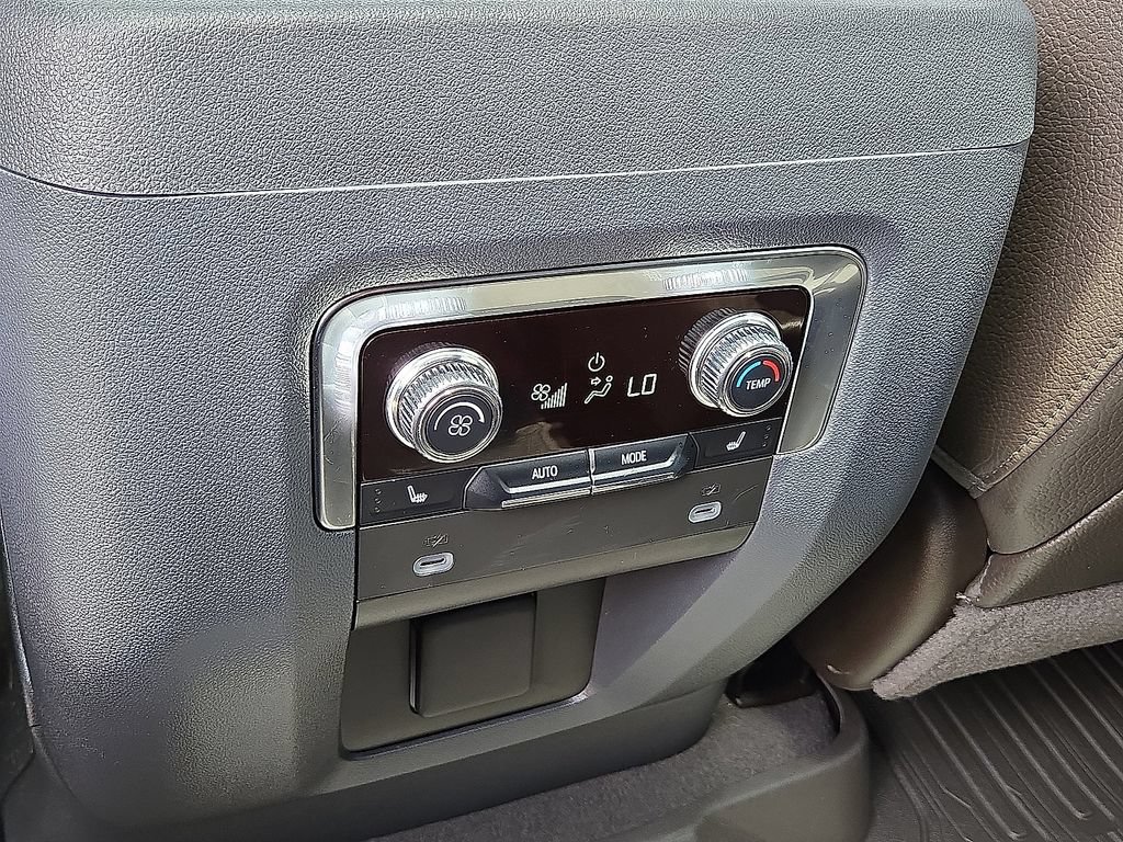 Used 2024 GMC Yukon Denali w/ Max Trailering Package AWD/4WD image 15