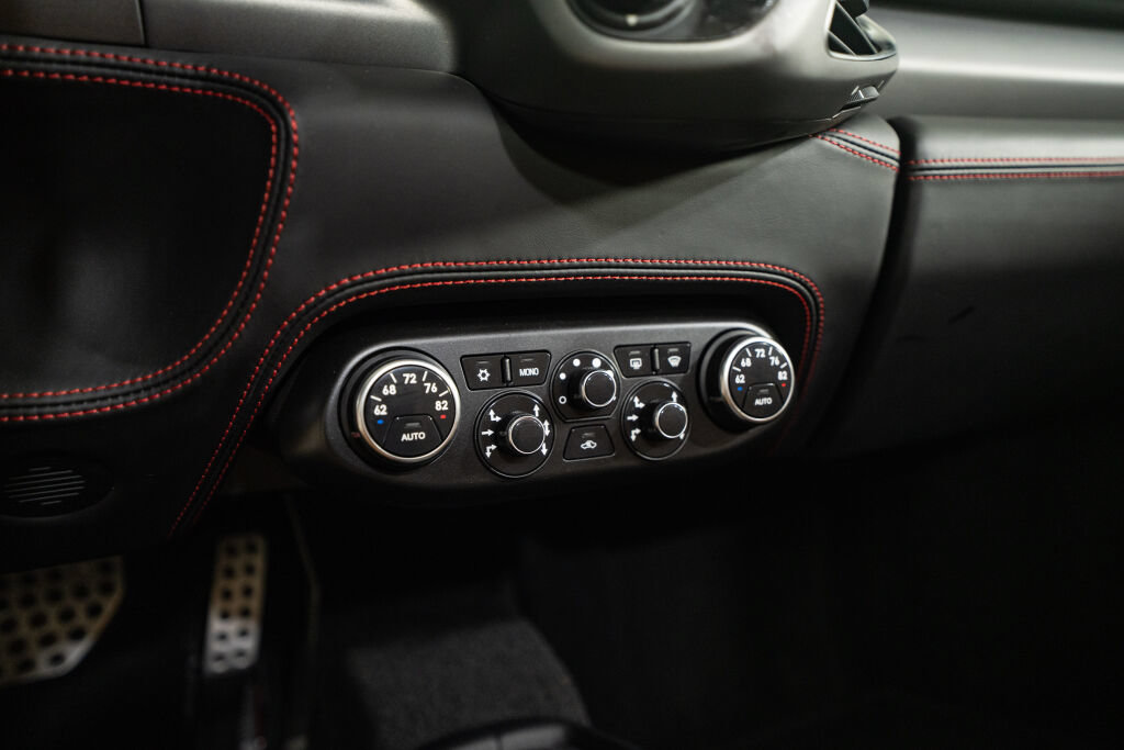 Used 2014 Ferrari 458 Spider RWD image 20