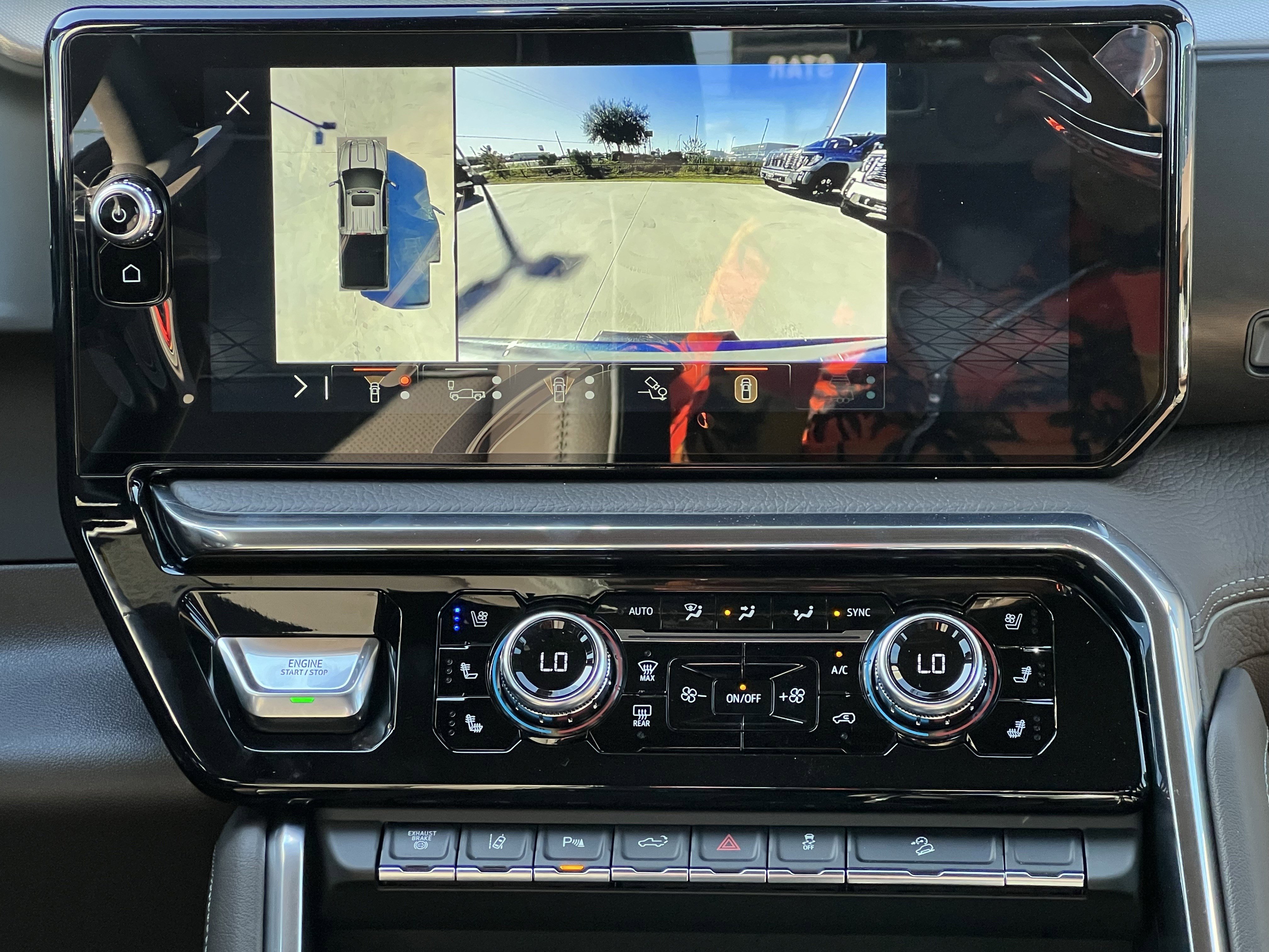 New 2026 GMC Sierra 2500 Denali w/ Denali Reserve Package image 17