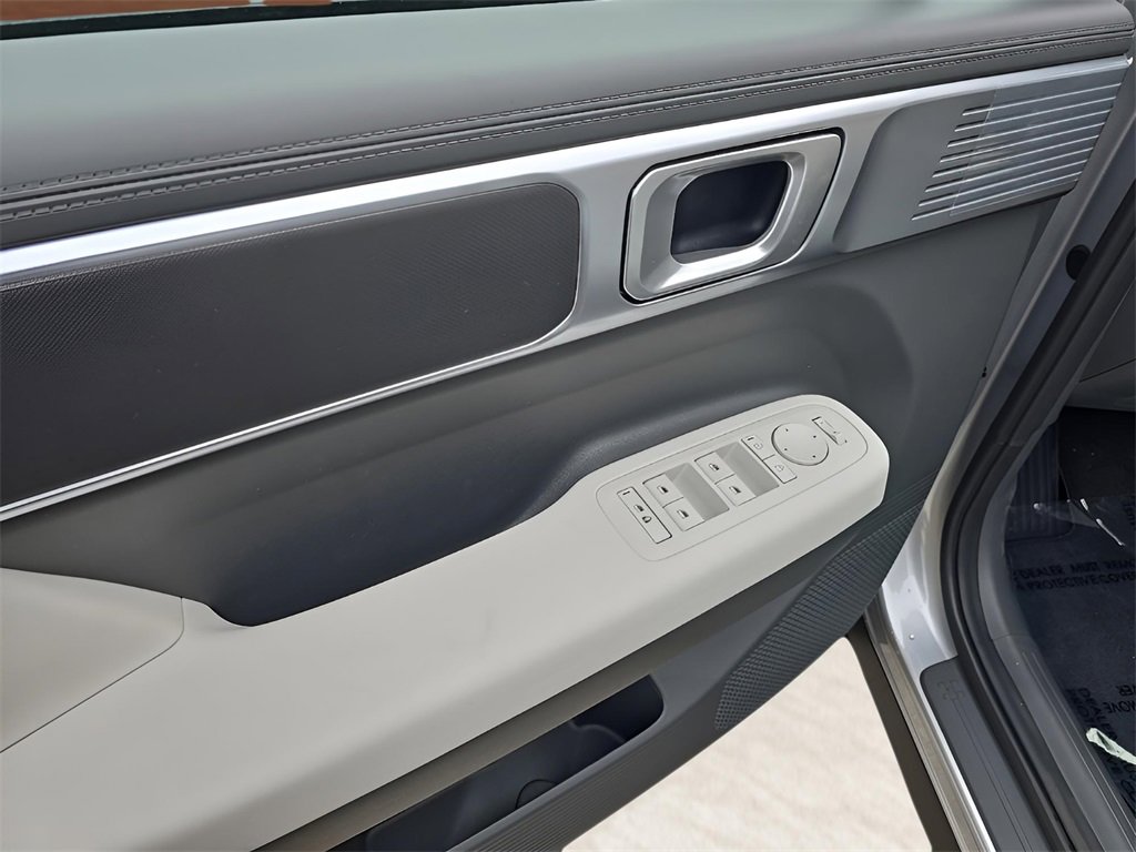 New 2026 Hyundai Santa Fe SE image 28