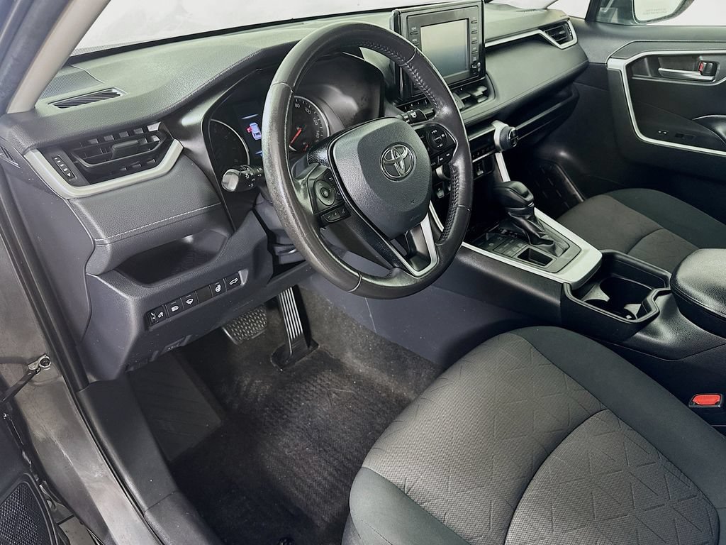Used 2019 Toyota RAV4 XLE w/ Convenience Package AWD/4WD image 21