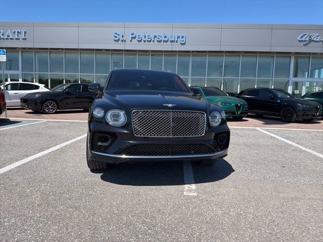 Used 2022 Bentley Bentayga image 1