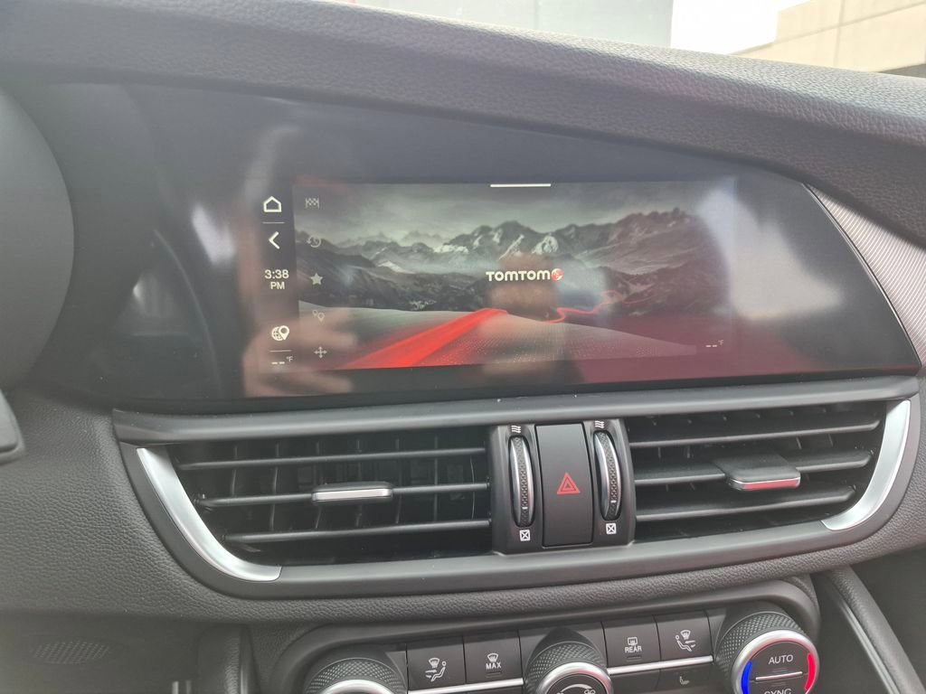 New 2025 Alfa Romeo Giulia AWD w/ Driving Assist Package image 19