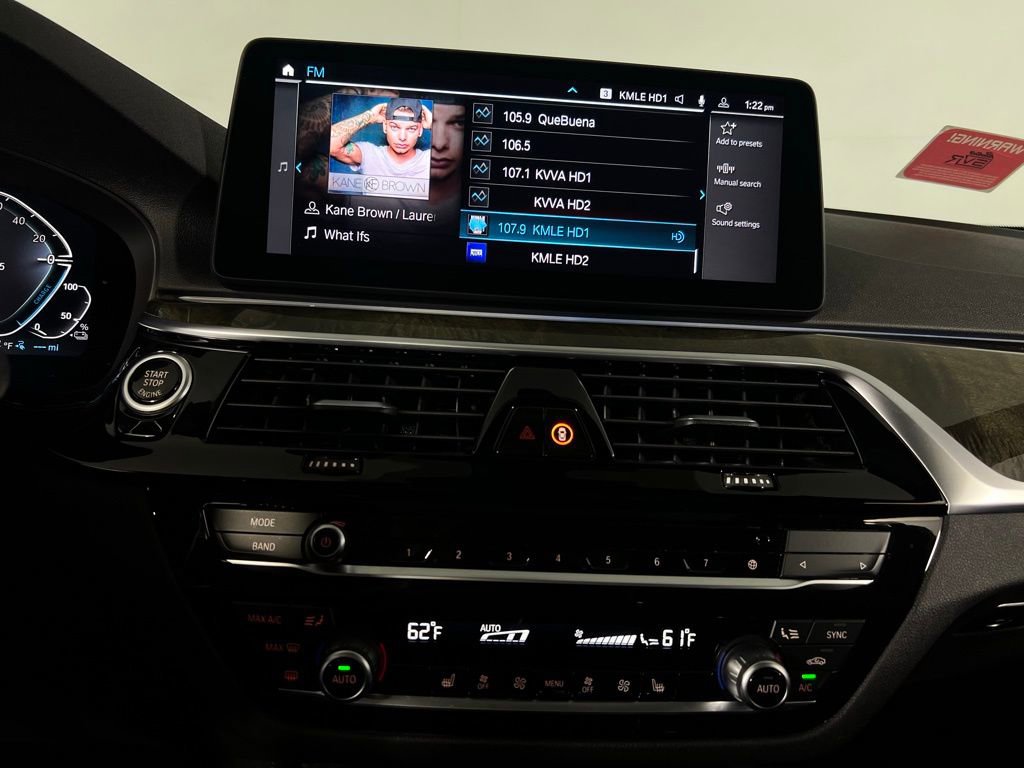 Used 2023 BMW 530e w/ M Sport Package image 16