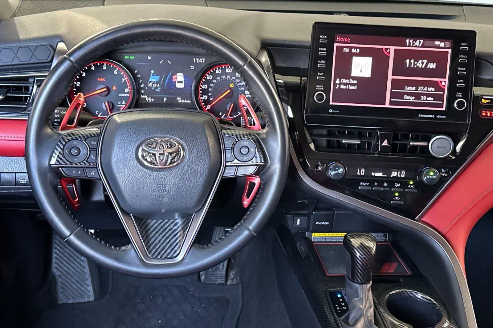 Used 2021 Toyota Camry XSE FWD image 15