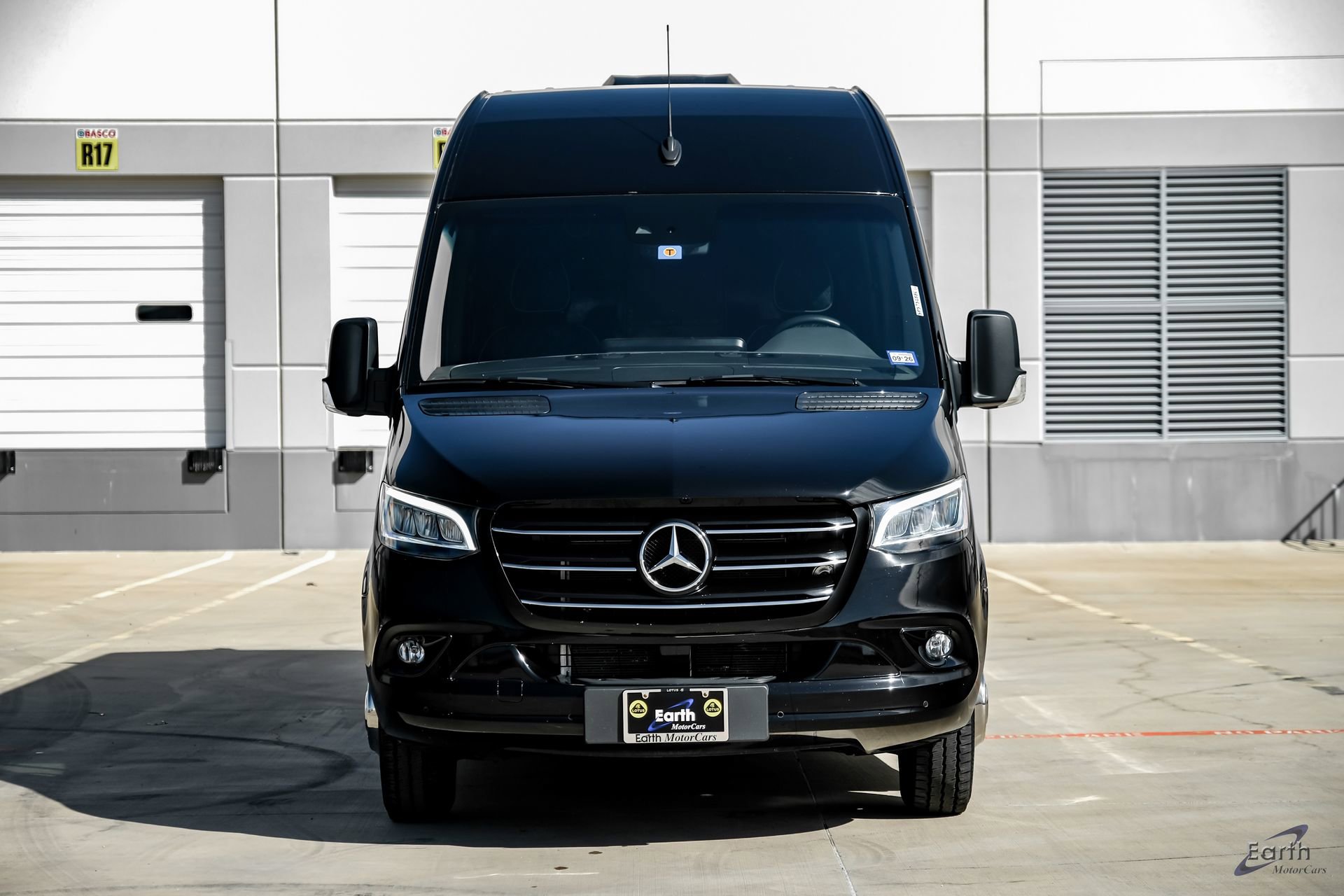 Used 2023 Mercedes-Benz Sprinter 3500 image 26