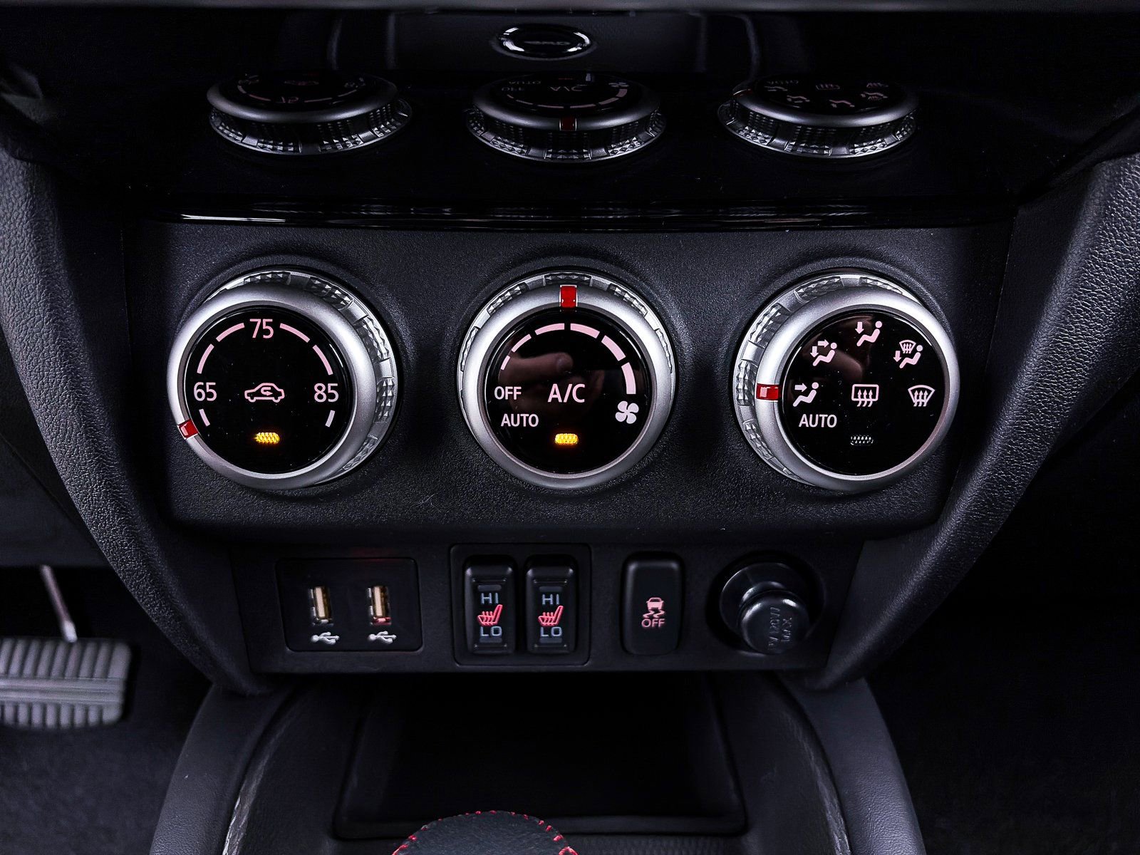 New 2026 Mitsubishi Outlander Sport LE image 13