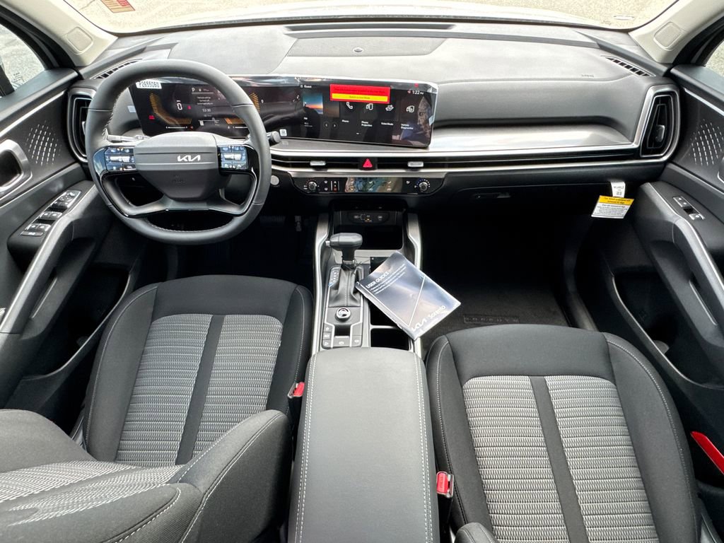 New 2026 Kia Sorento LX image 22
