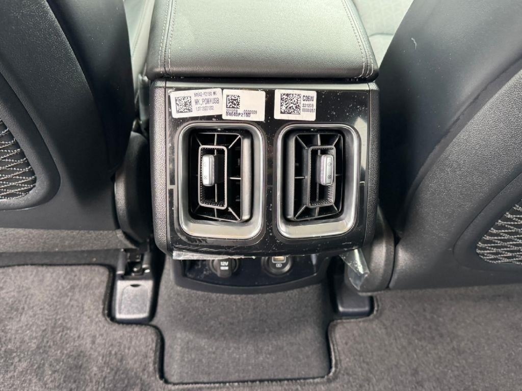 Used 2023 Kia Sorento EX AWD/4WD image 16