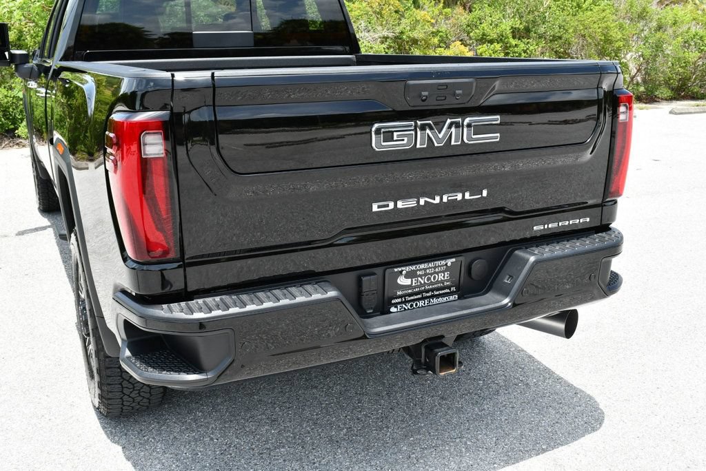 Used 2026 GMC Sierra 2500 Denali Ultimate w/ Max Trailering Package AWD/4WD image 11