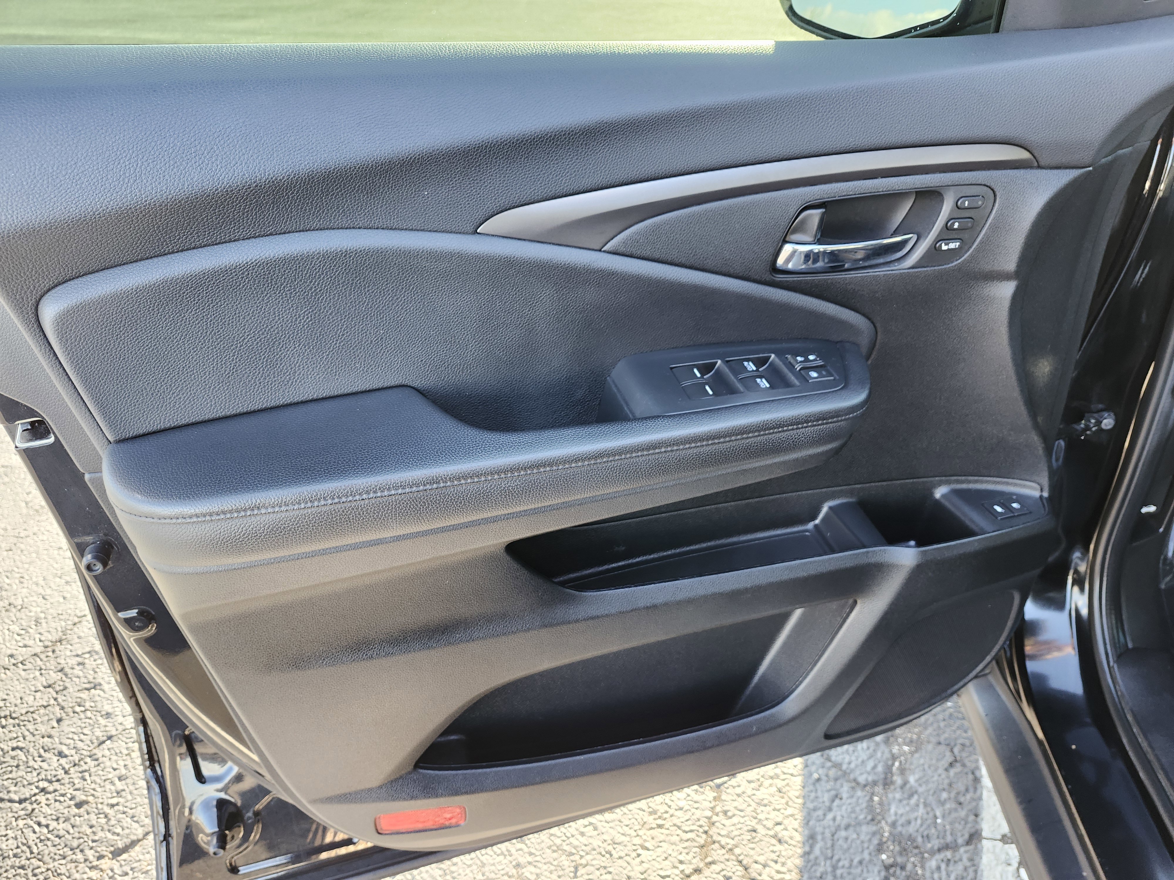 Used 2021 Honda Pilot Special Edition image 29