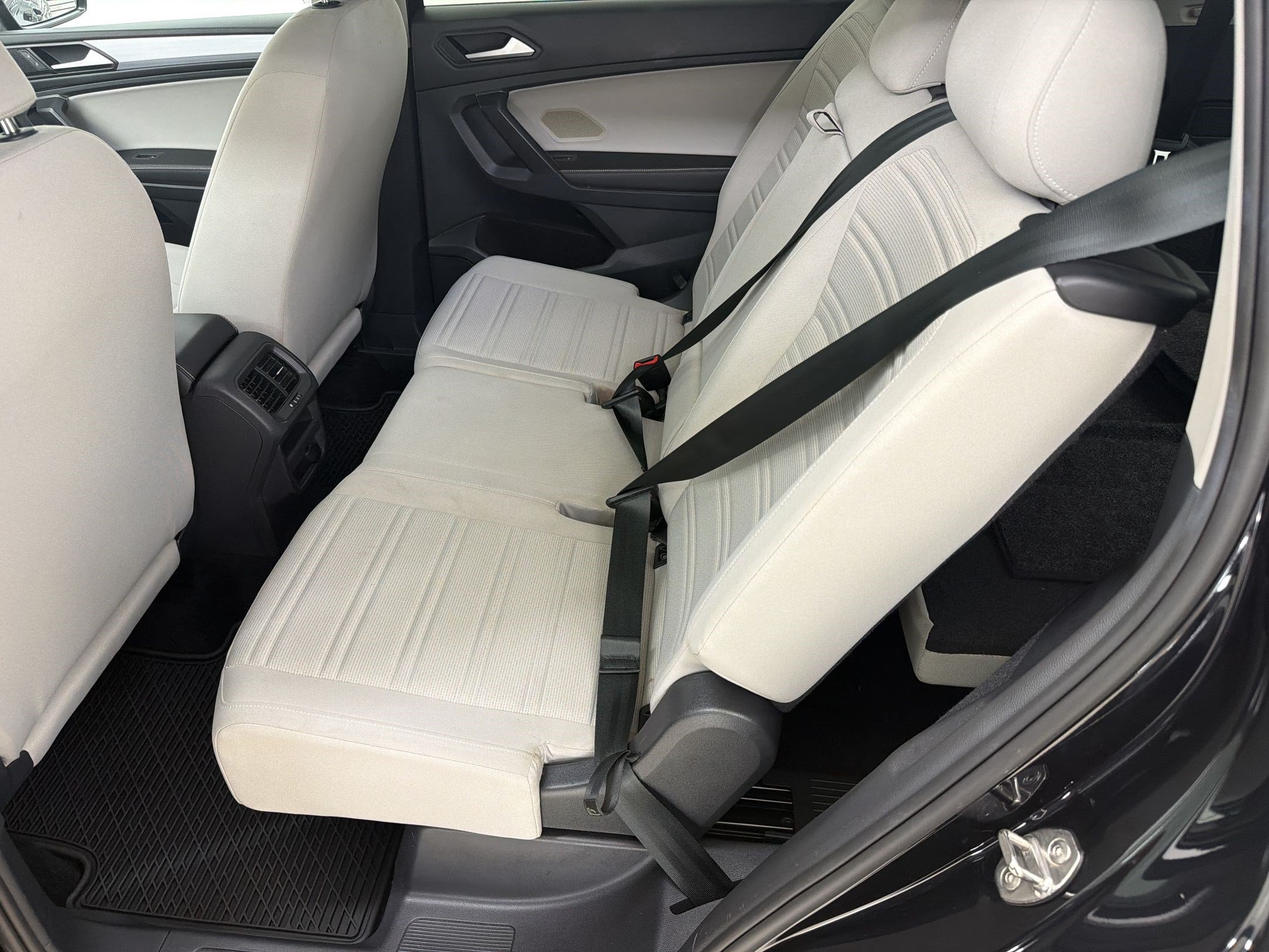 Used 2023 Volkswagen Tiguan S FWD image 20