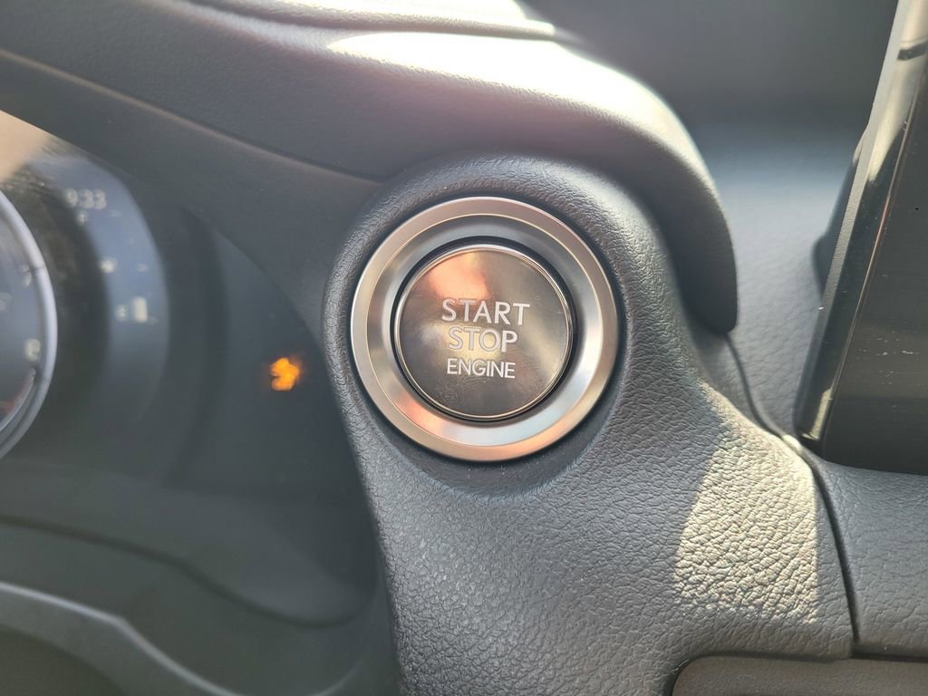 Used 2025 Lexus IS 350 F Sport w/ Navigation Package image 18