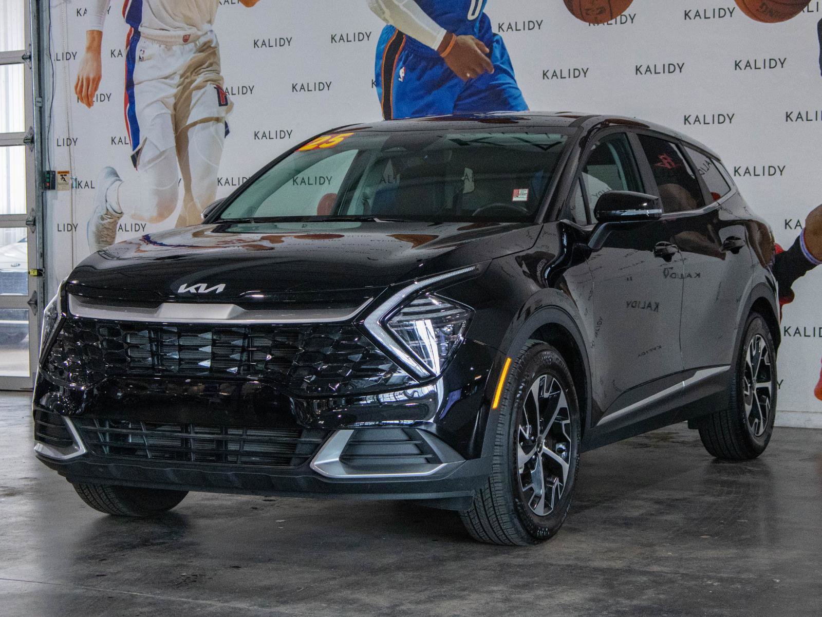 New 2025 Kia Sportage EX image 21