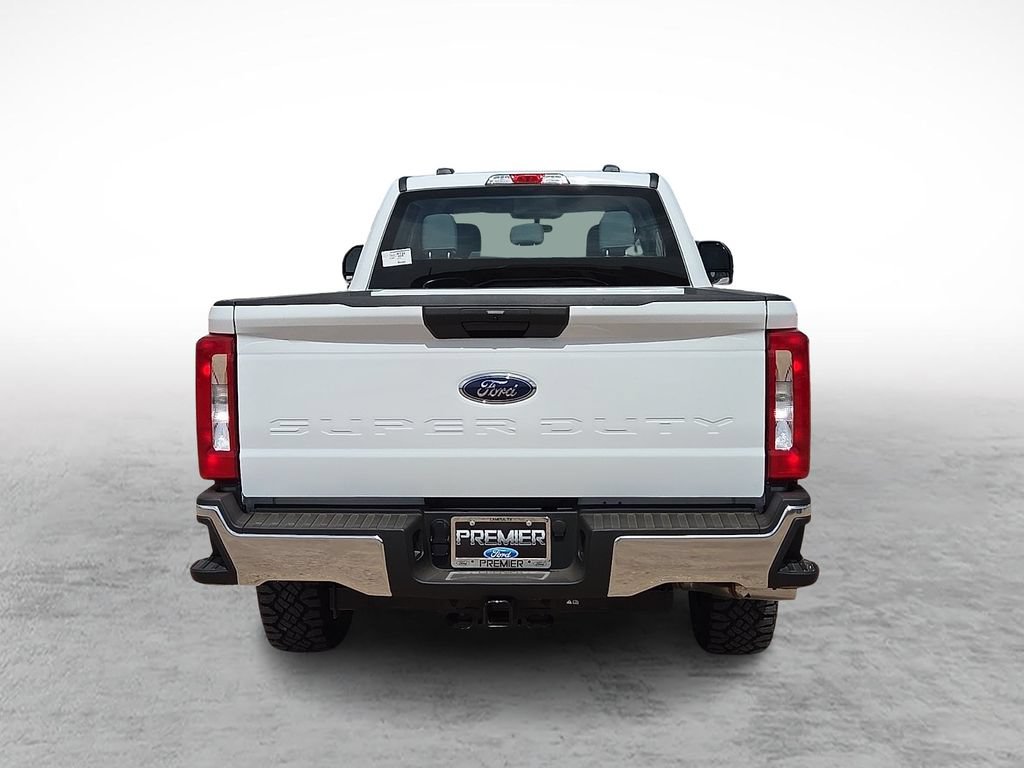 New 2026 Ford F250 XL w/ XL Off-Road Package AWD/4WD image 9