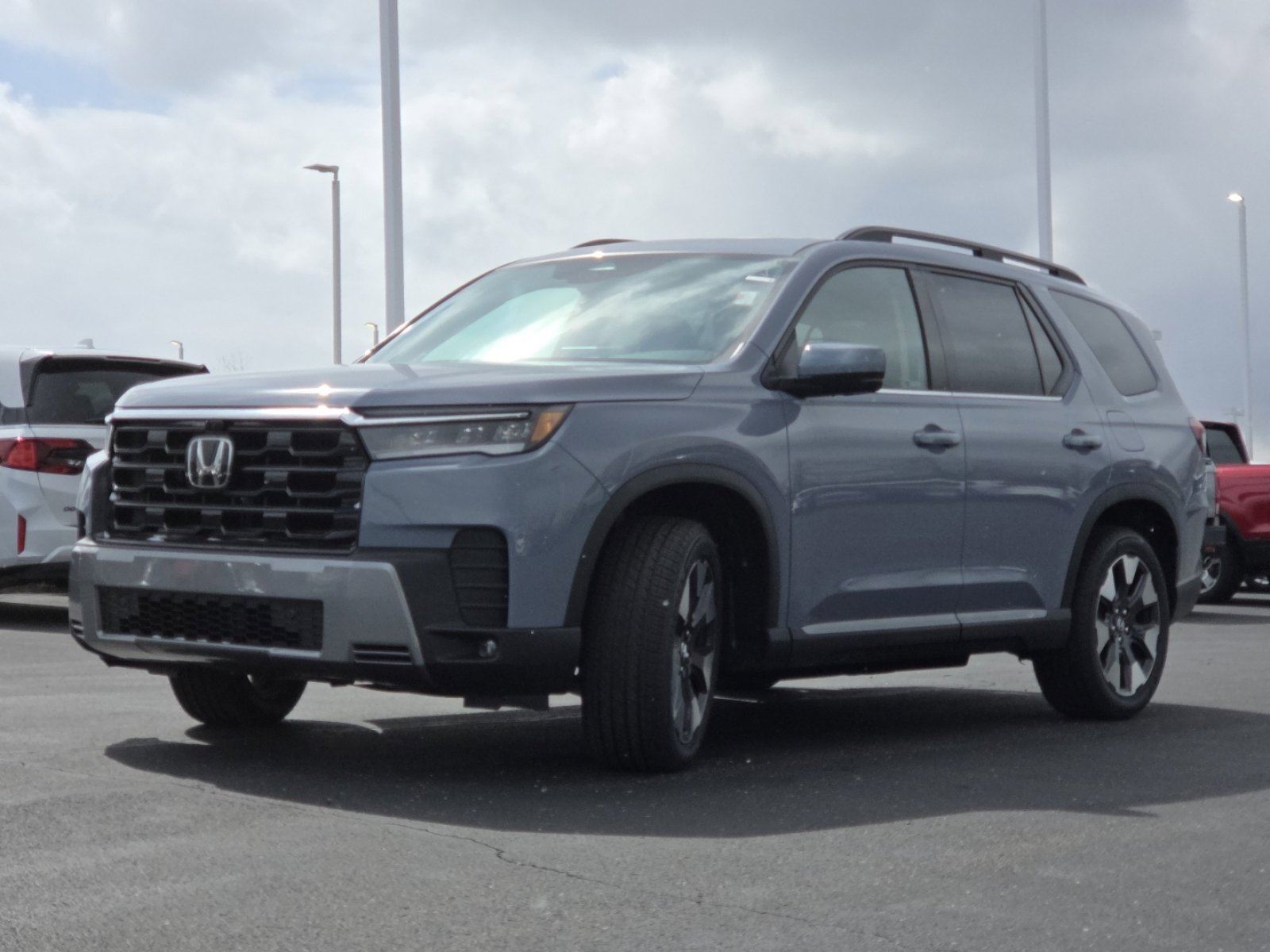 New 2026 Honda Pilot Touring image 11