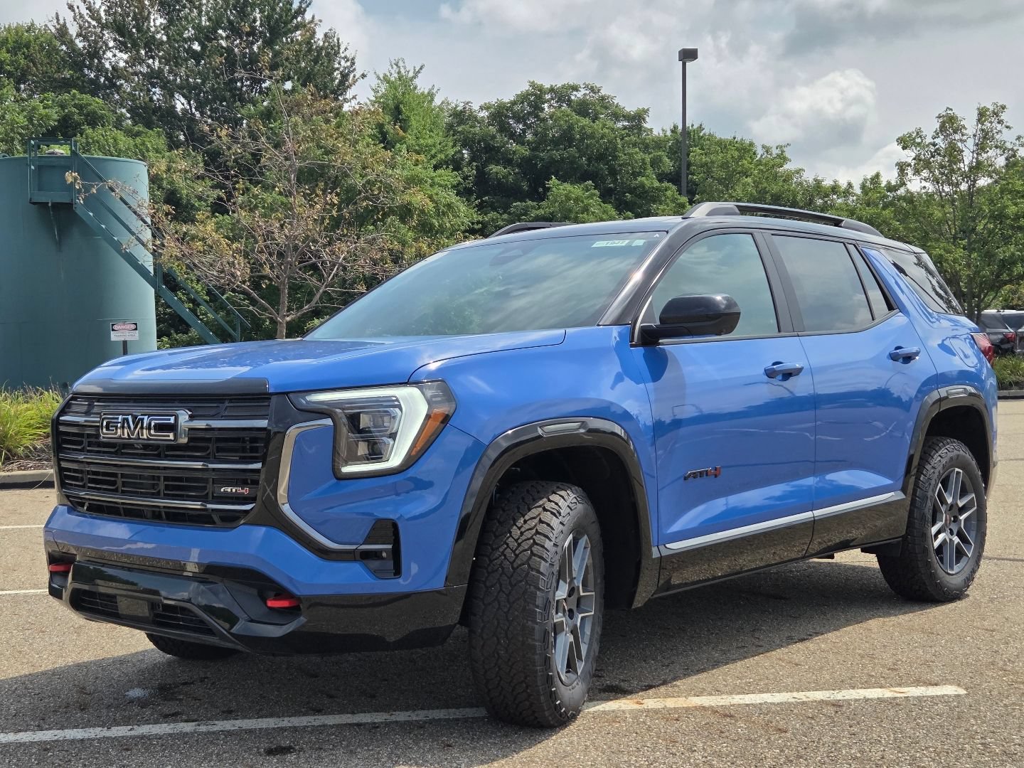 New 2026 GMC Terrain AT4 w/ Technology Package II AWD/4WD image 14