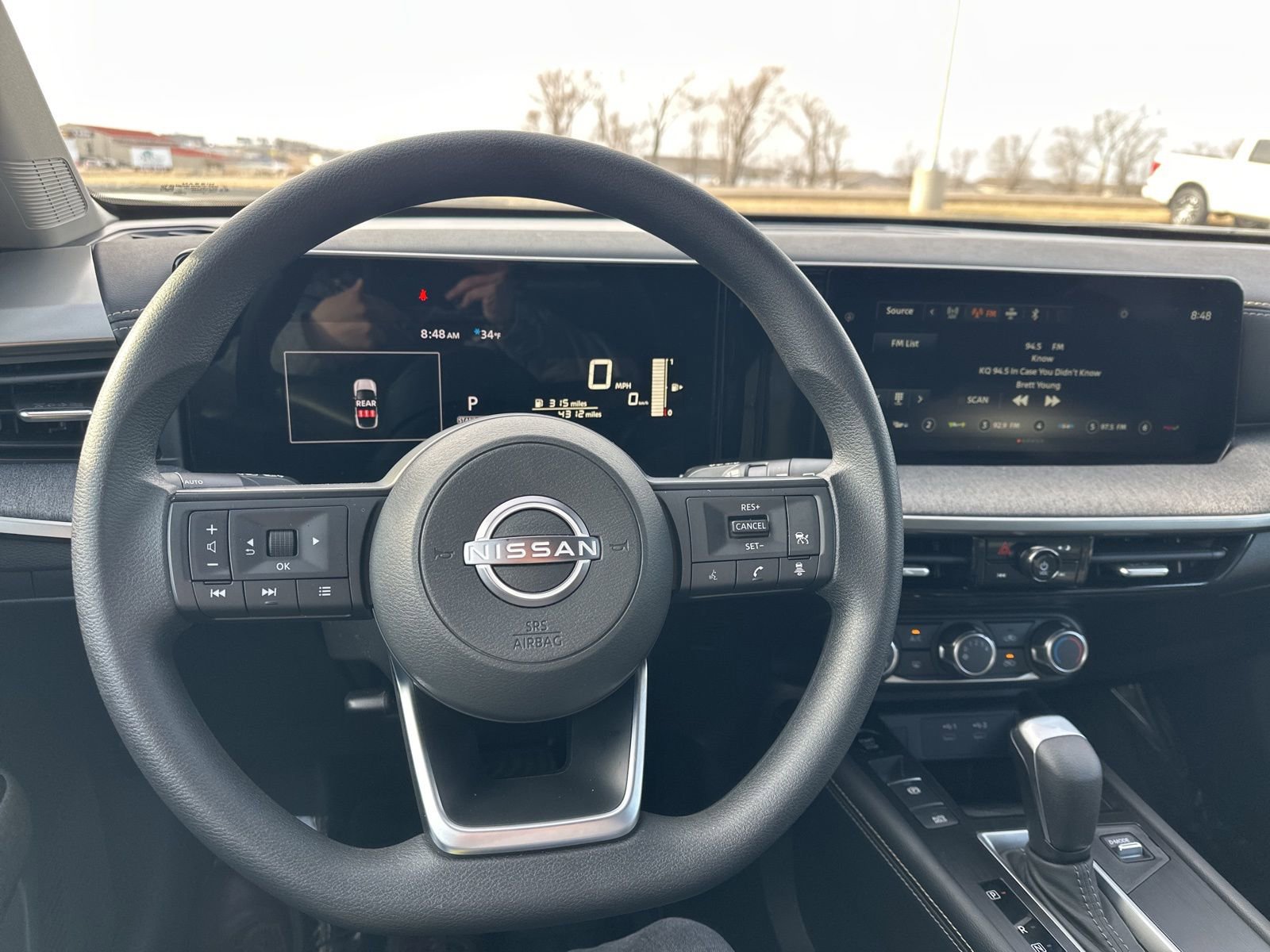 Used 2025 Nissan Kicks SV image 35