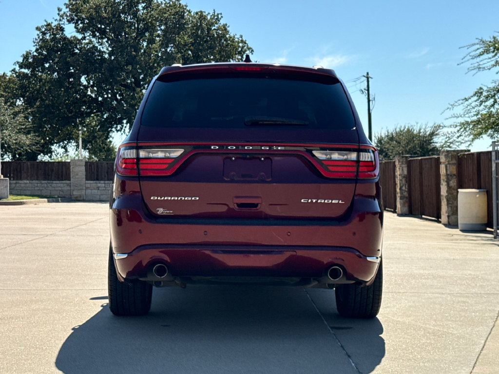Used 2018 Dodge Durango Citadel w/ Technology Group RWD image 7