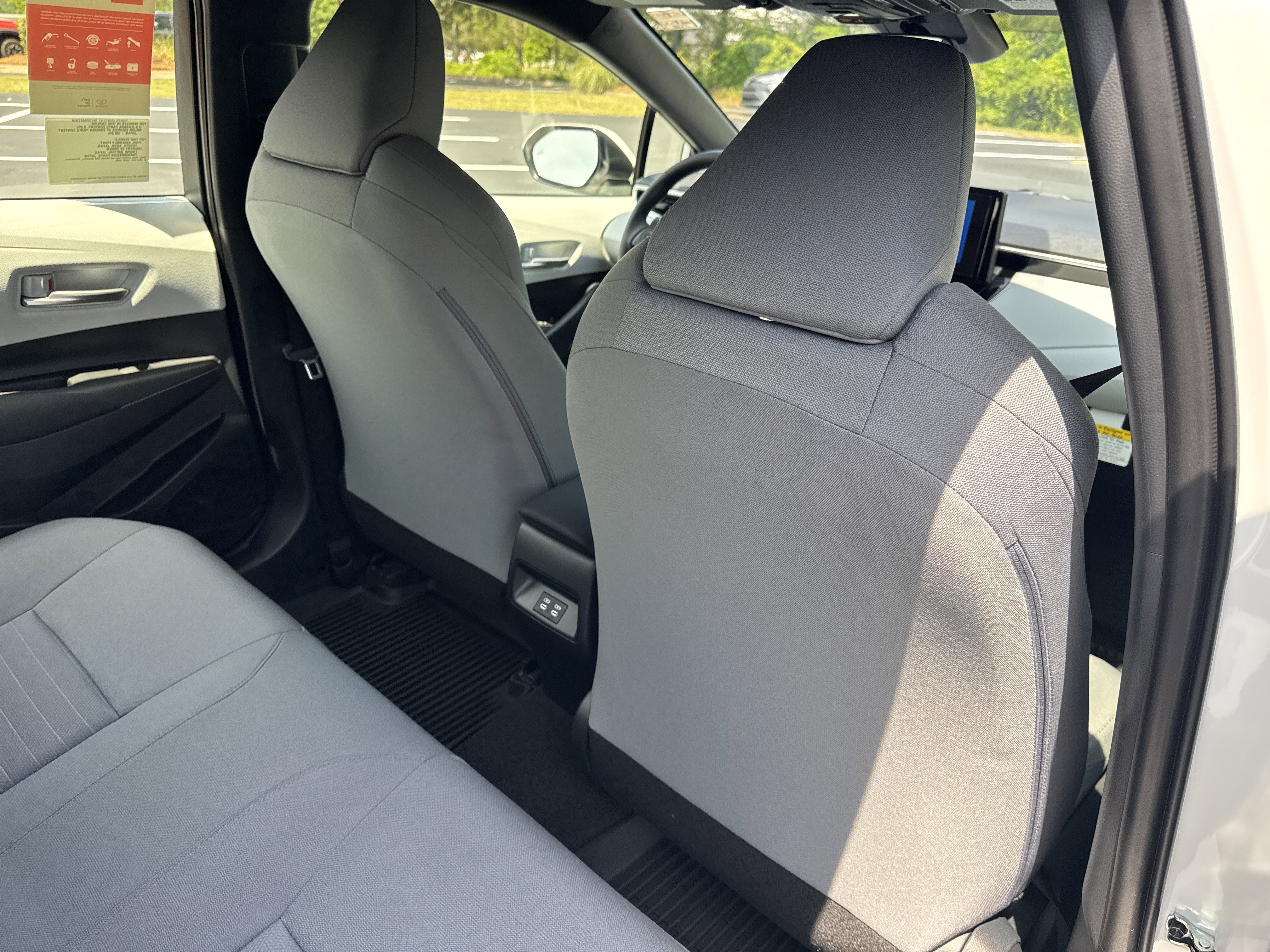 New 2026 Toyota Corolla SE FWD image 31