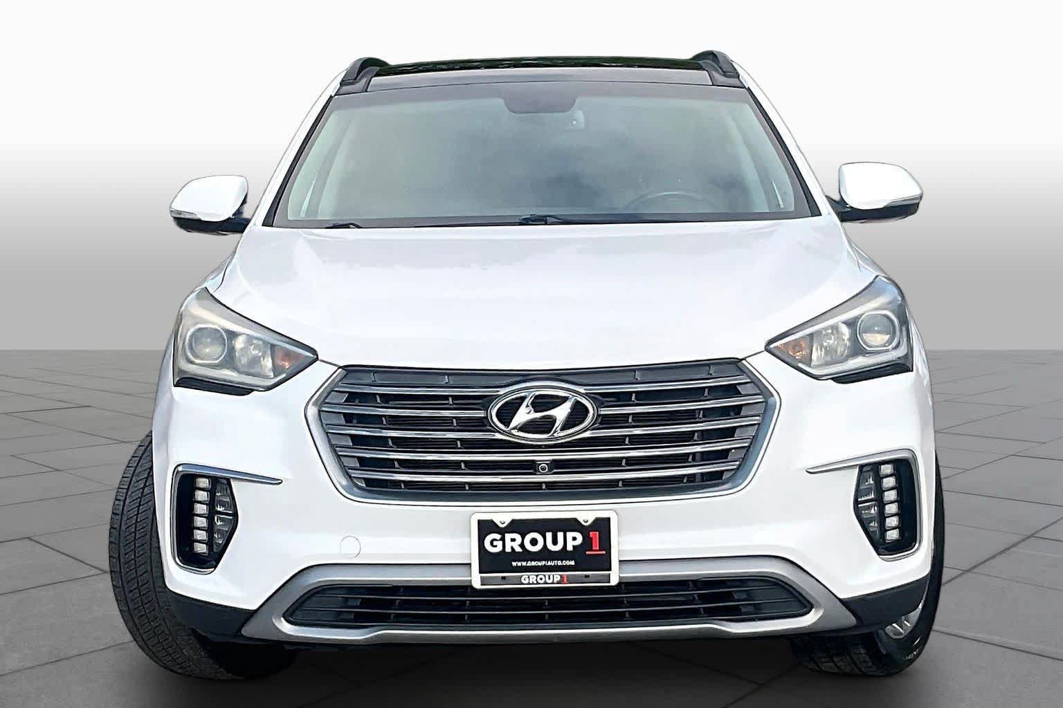 Used 2017 Hyundai Santa Fe Limited FWD image 4