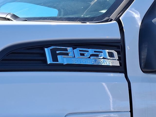 Used 2023 Ford F650 2WD Regular Cab Super Duty image 30