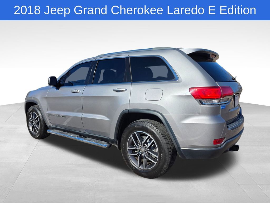 Used 2018 Jeep Grand Cherokee Laredo image 5