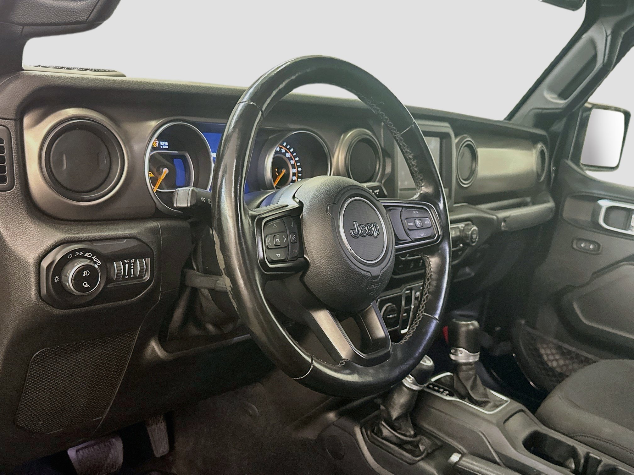 Used 2020 Jeep Gladiator Sport w/ Quick Order Package 24S AWD/4WD image 18