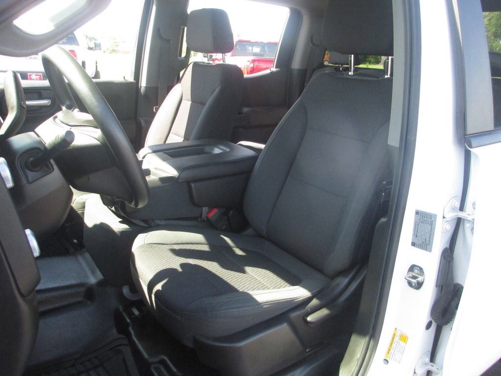 Used 2019 GMC Sierra 1500 4x4 Crew Cab w/ Convenience Package image 17