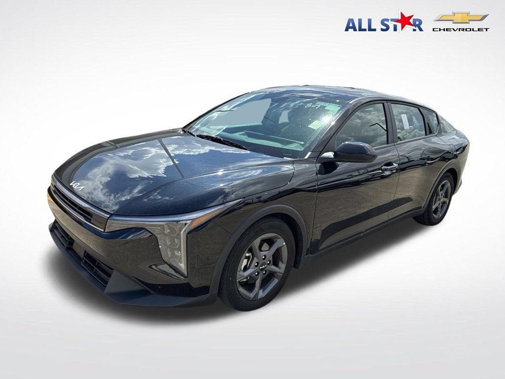 Used 2025 Kia K4