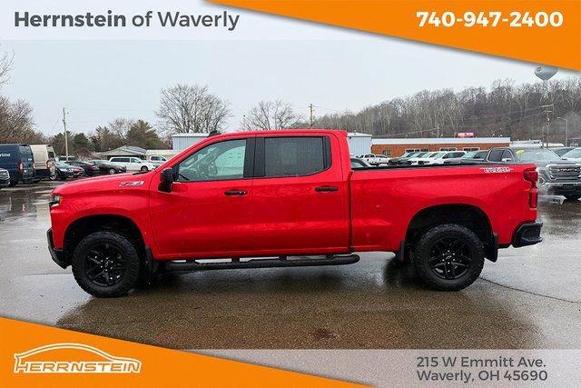 Used 2021 Chevrolet Silverado 1500 LT Trail Boss w/ Bed Protection Package AWD/4WD image 4