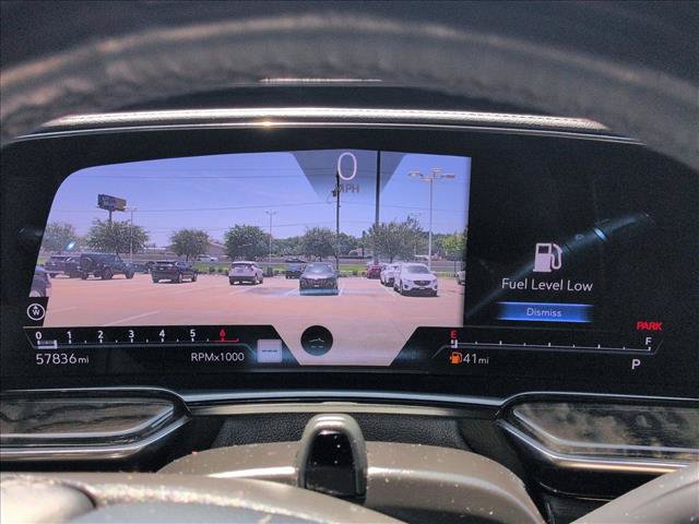 Used 2024 Cadillac Escalade Premium Luxury RWD image 11