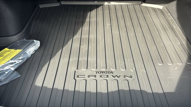 New 2026 Toyota Crown XLE image 33