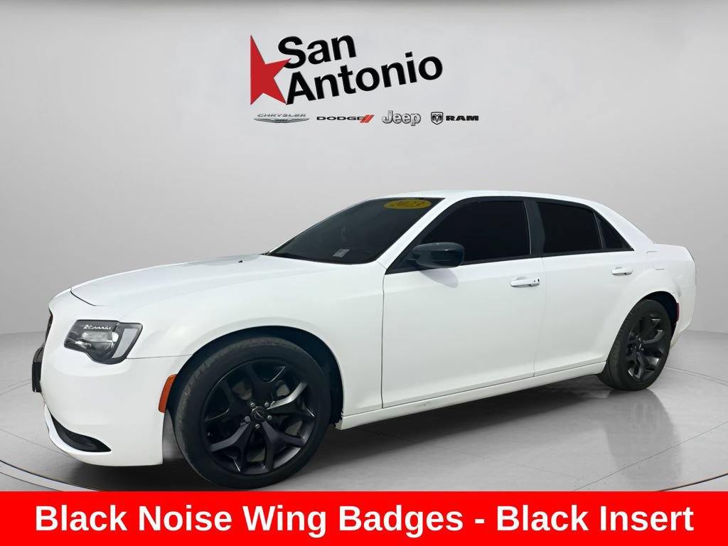 Certified 2023 Chrysler 300 Touring w/ Sport Appearance Package RWD image 7