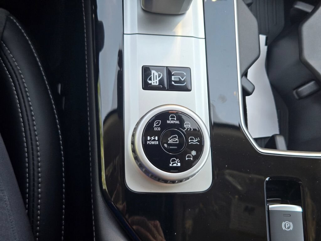New 2026 Mitsubishi Outlander SE AWD/4WD image 25