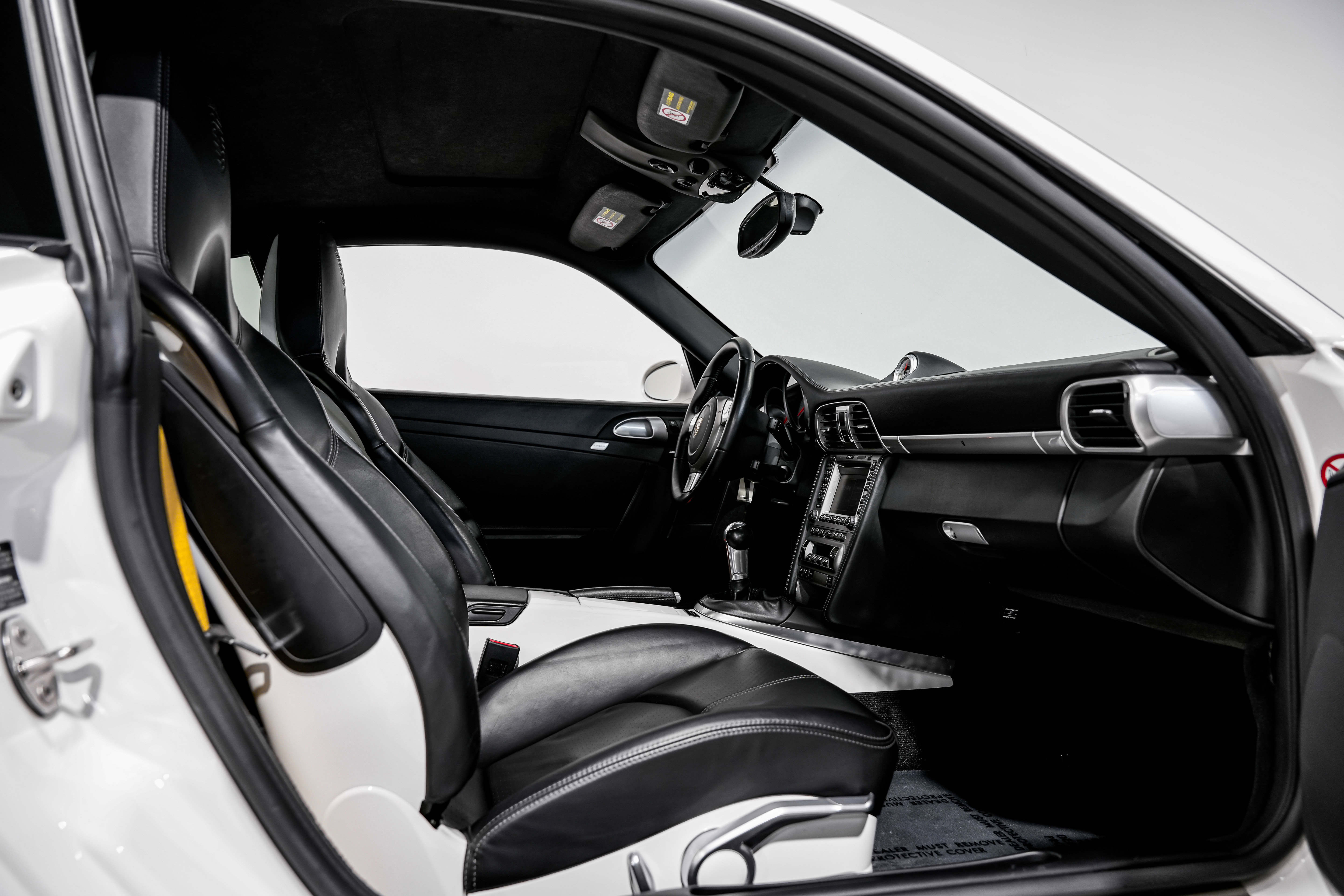 Used 2007 Porsche 911 Turbo image 29