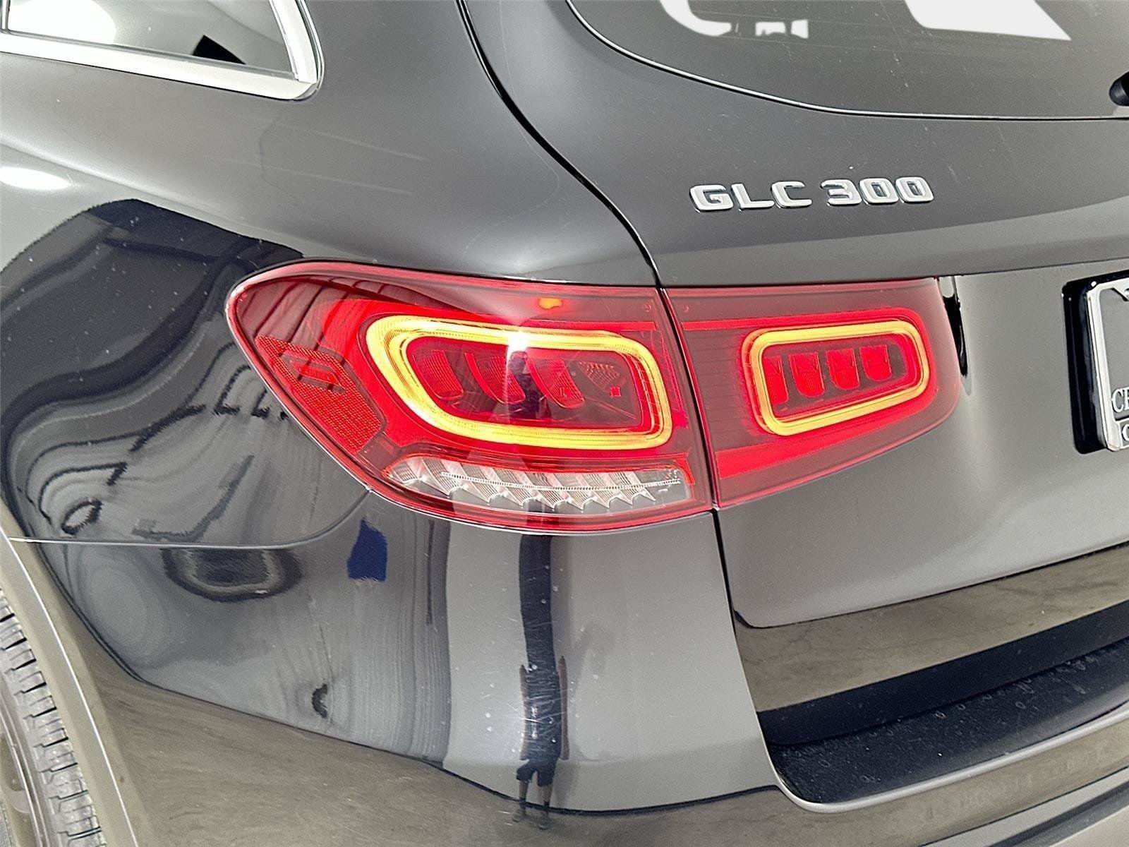 Certified 2021 Mercedes-Benz GLC 300 4MATIC image 39