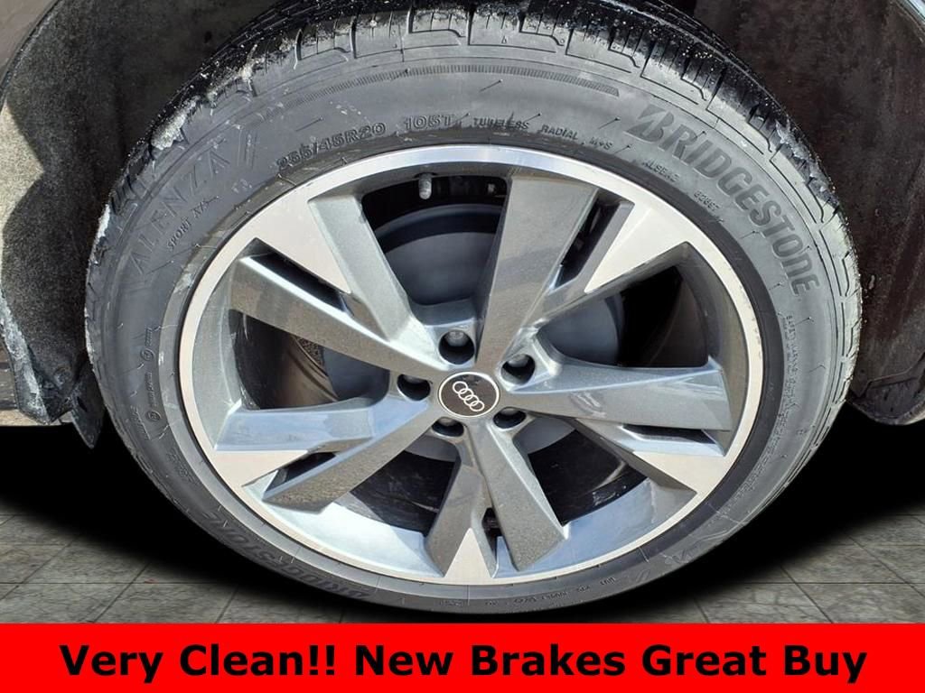 Used 2023 Audi Q4 e-tron Premium Plus w/ Premium Plus image 6