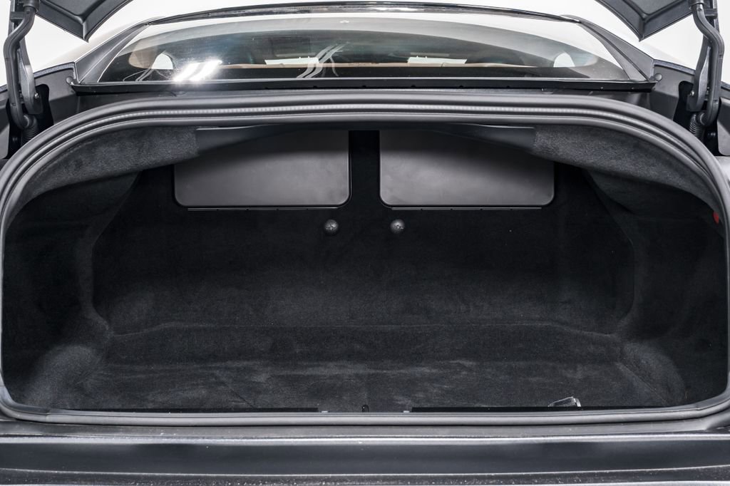 Used 2025 Aston Martin Vanquish image 51