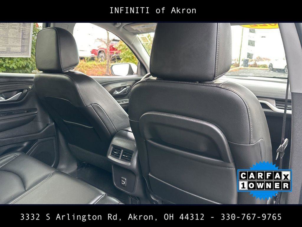 Used 2022 GMC Terrain SLT w/ Tech Package image 33