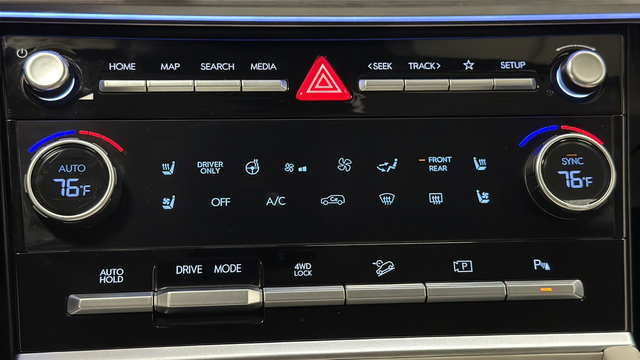 Used 2024 Hyundai Santa Fe Calligraphy AWD/4WD image 18