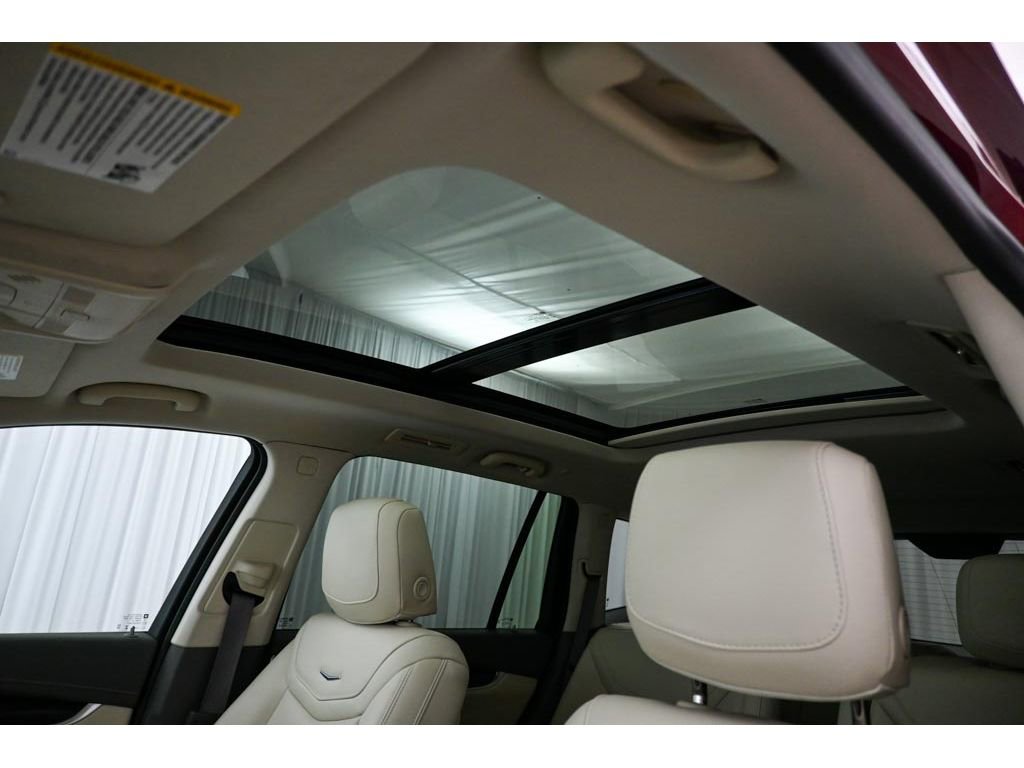 Used 2024 Cadillac XT6 Premium Luxury w/ Technology Package AWD/4WD image 11