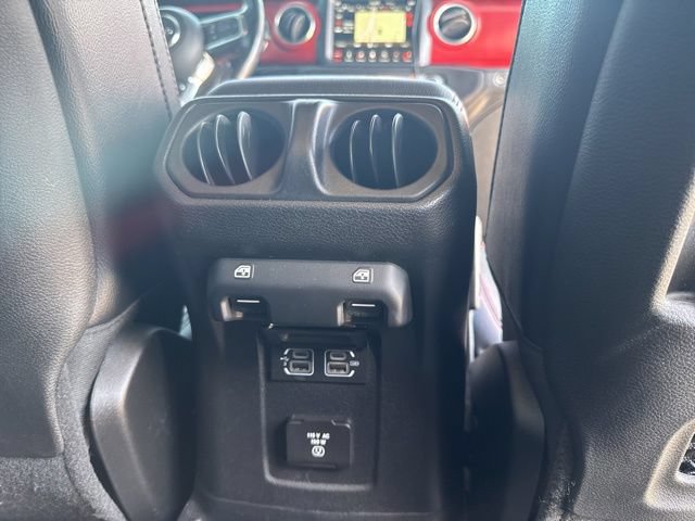 Used 2019 Jeep Wrangler Unlimited Rubicon AWD/4WD image 32