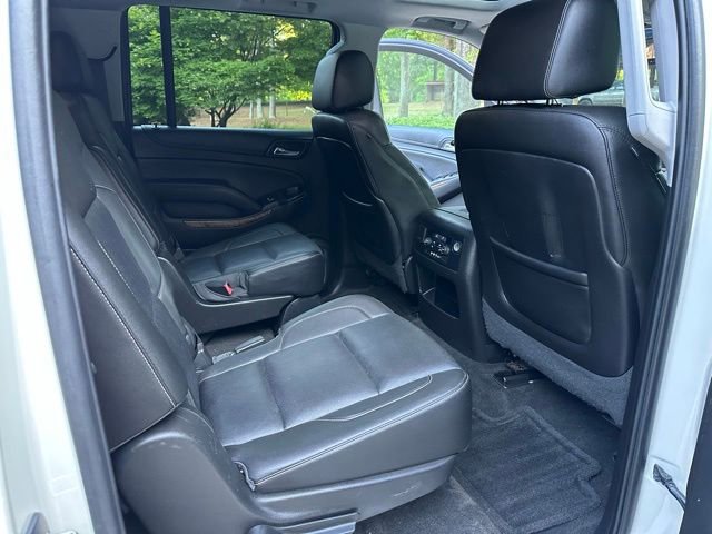 Used 2015 Chevrolet Suburban LTZ RWD image 5