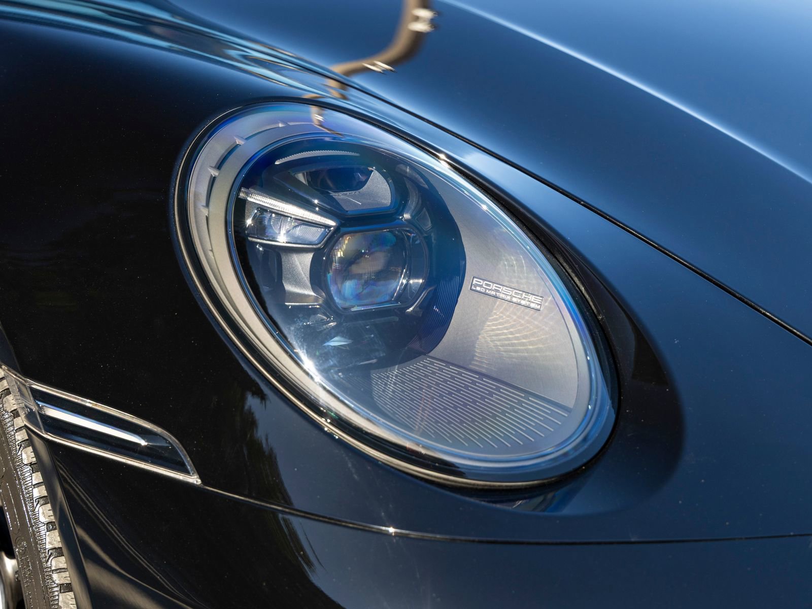 Certified 2021 Porsche 911 Targa 4S image 15