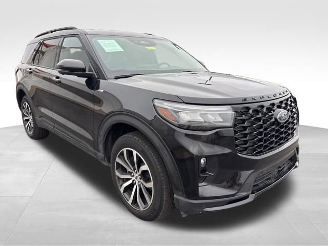 Used 2025 Ford Explorer ST-Line
